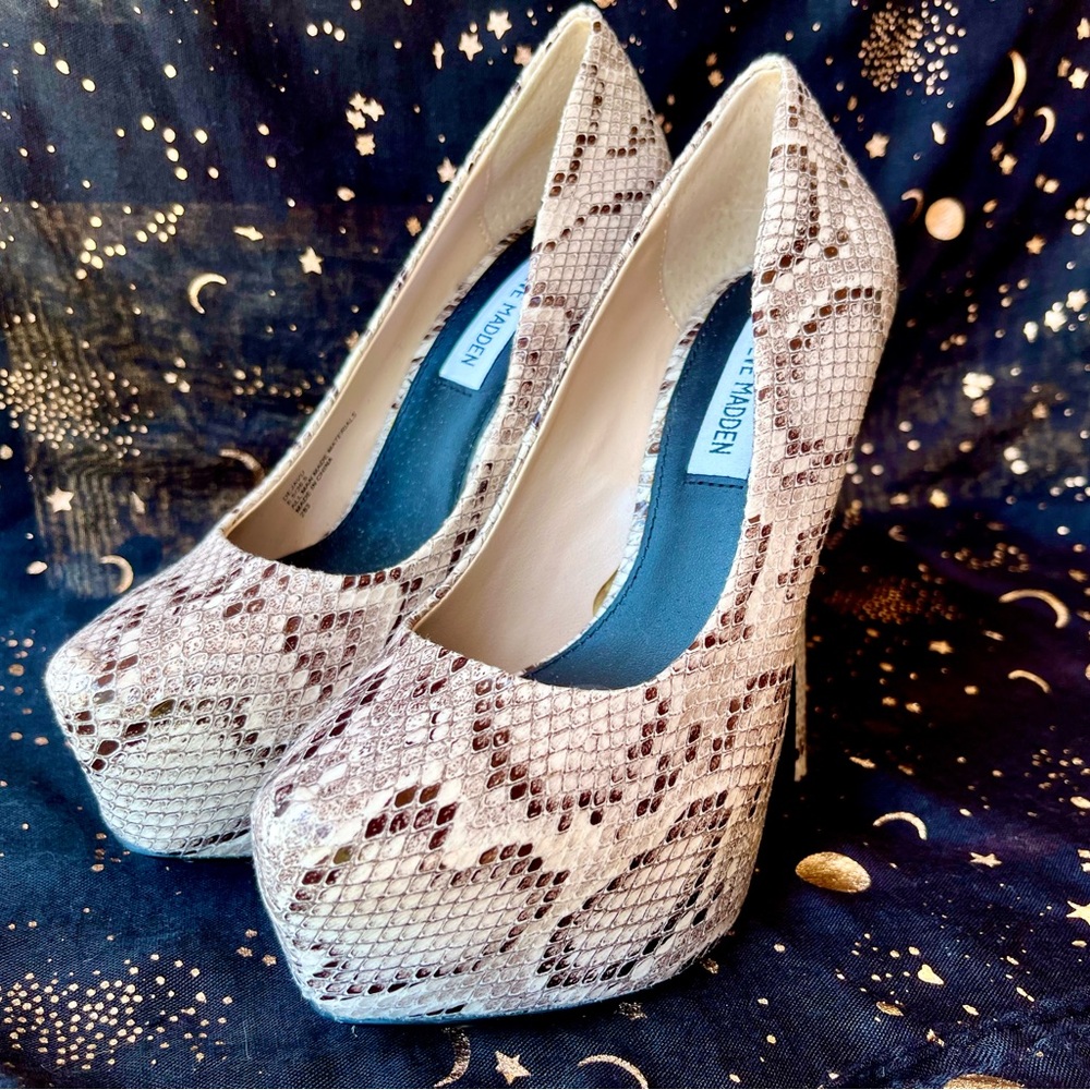 Perfect Condition Steve Madden Snake Skin Nala Platform Pumps Heels Size 6.5